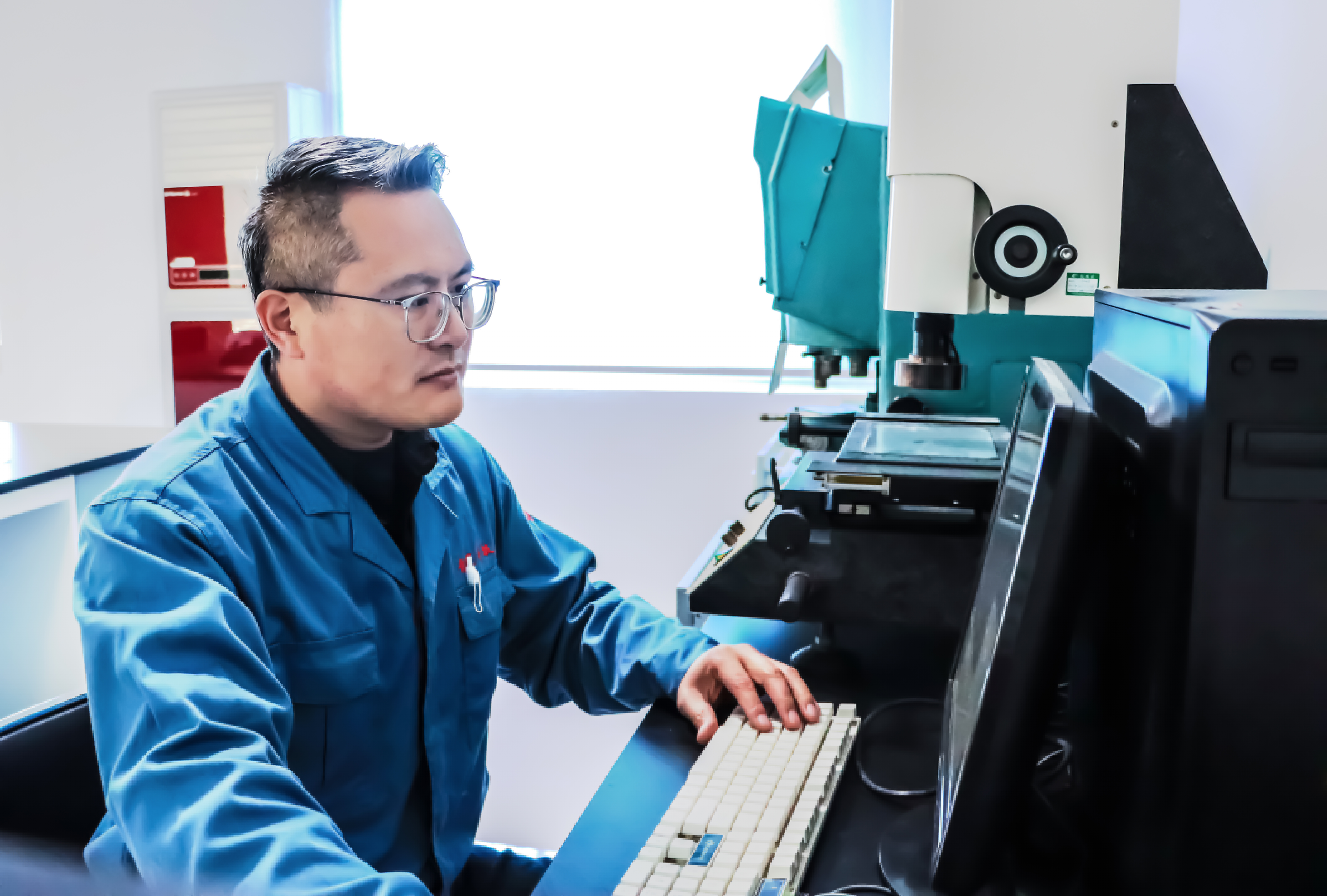 青纜職工李震榮獲山東省線纜行業(yè)第六屆暨2025年度&ldquo;十大行業(yè)